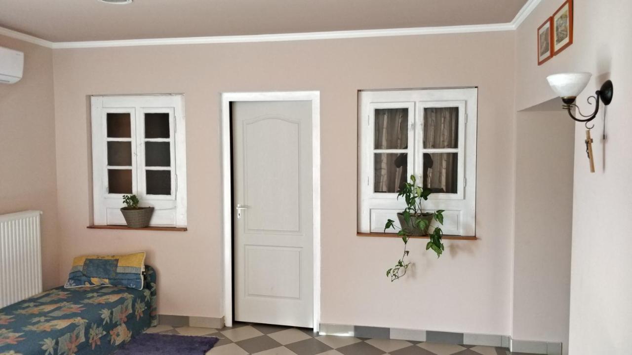 Novakporta Vendeghaz Apartment Lakhegy Екстериор снимка